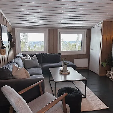 Koselig Hytte, Med Ski-in Out